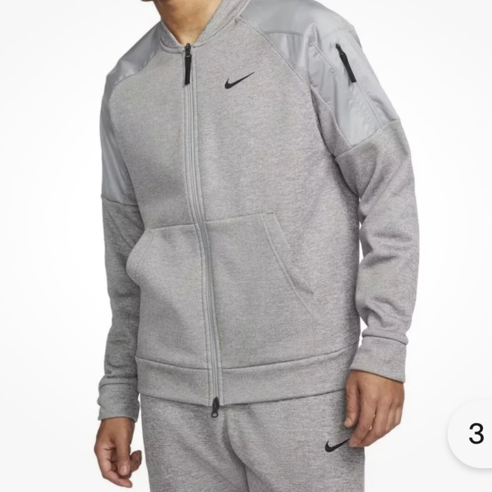 Nike Therma-FIT Training Full-Zip Bomber Jacket in Grey Size Large‎